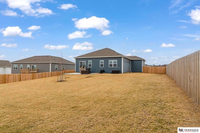 6422 Harvest Drive, Papillion, NE 68133