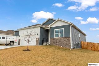 6422 Harvest Drive, Papillion, NE 68133
