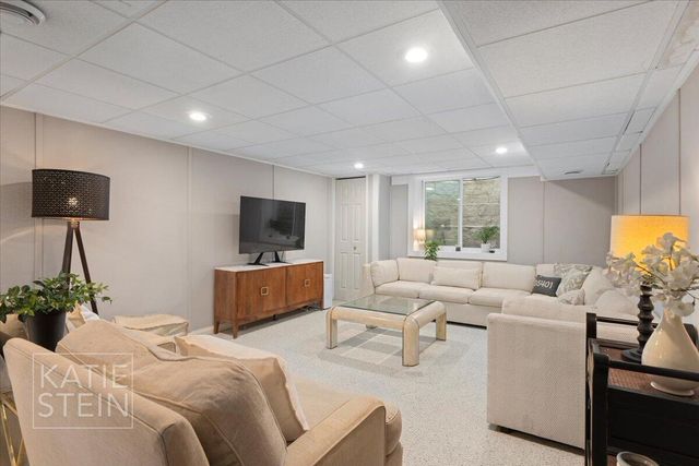 2035 Hall Street, Grand Rapids, MI 49506
