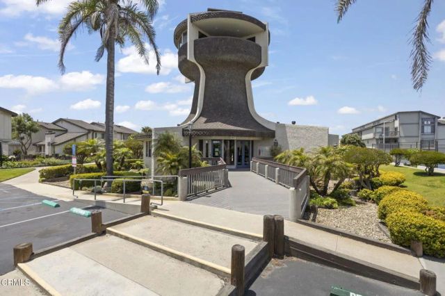 3027 Harbor Boulevard, Oxnard, CA 93035