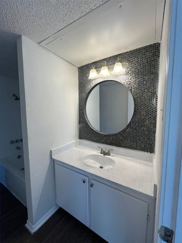 9524 Military Parkway 14003, Dallas, TX 75227