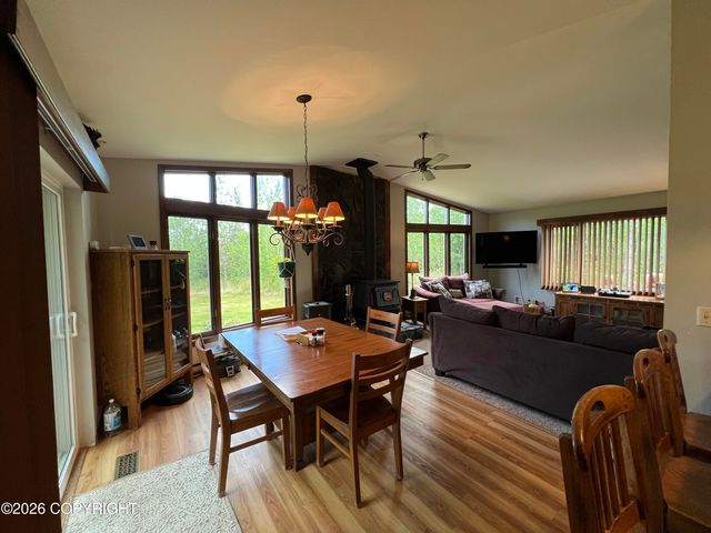 1075 N Shenandoah Drive, Wasilla, AK 99645