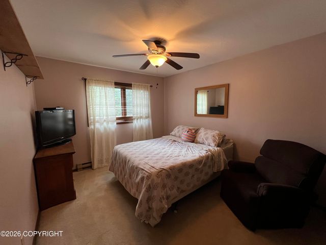 1075 N Shenandoah Drive, Wasilla, AK 99645