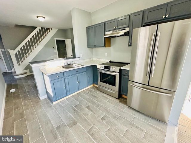 125 E WOODLAND AVE, Pitman, NJ 08071