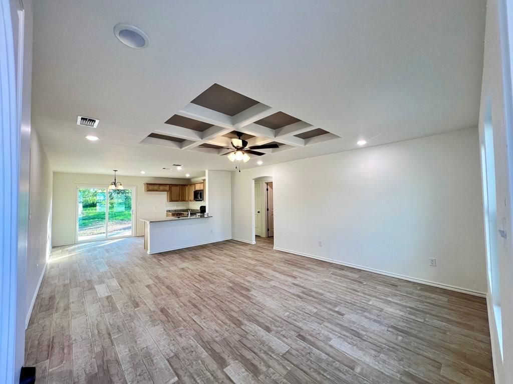 Image 2 of property listing at 2009 Hudson St, San Angelo, TX 76903