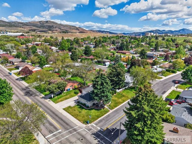 6 Stanford Avenue, Pocatello, ID 83201