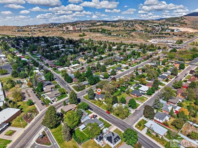 6 Stanford Avenue, Pocatello, ID 83201
