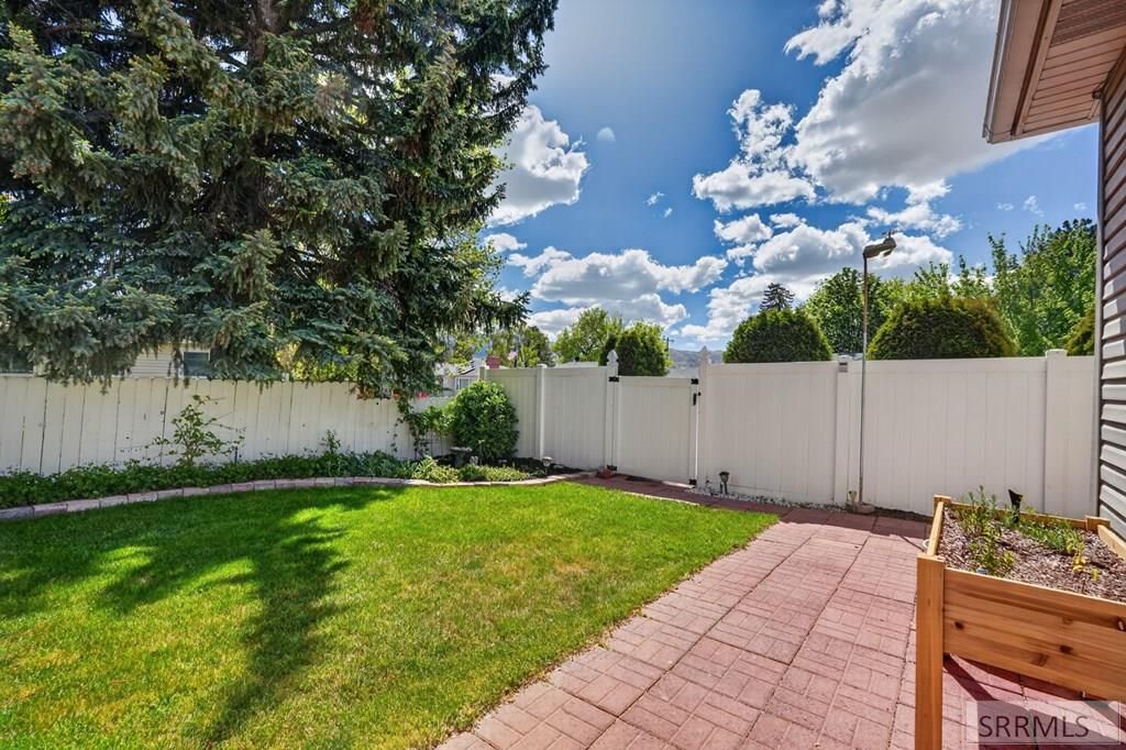 Image 37 of property listing at 6 Stanford Avenue, Pocatello, ID 83201
