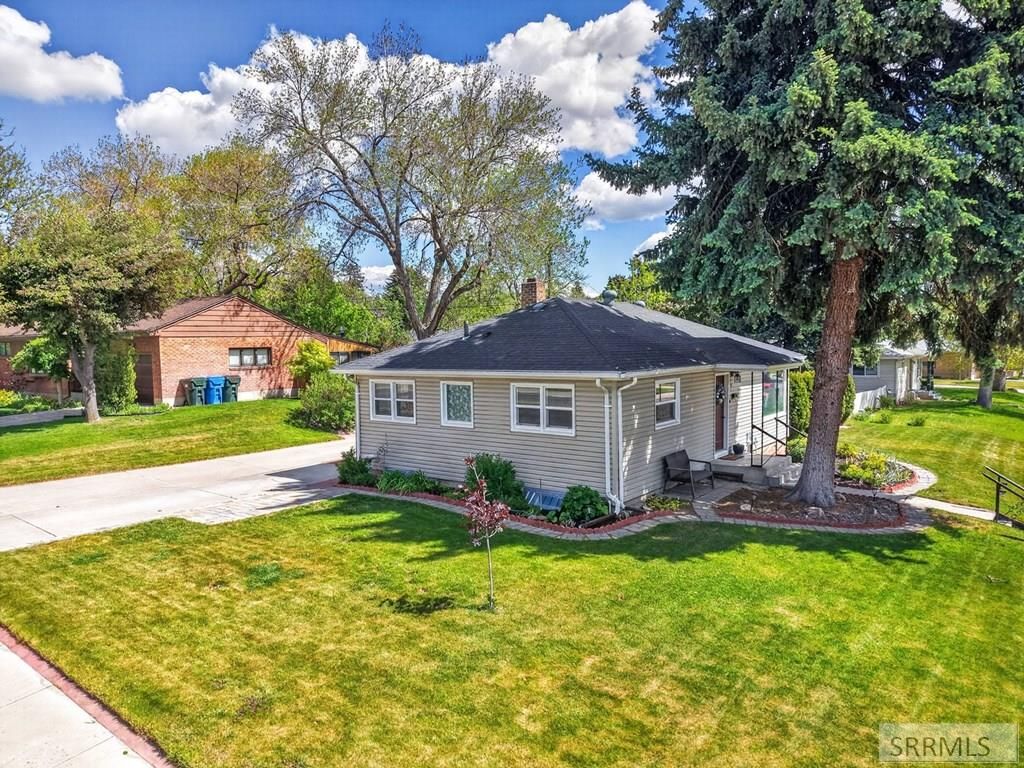 Image 46 of property listing at 6 Stanford Avenue, Pocatello, ID 83201