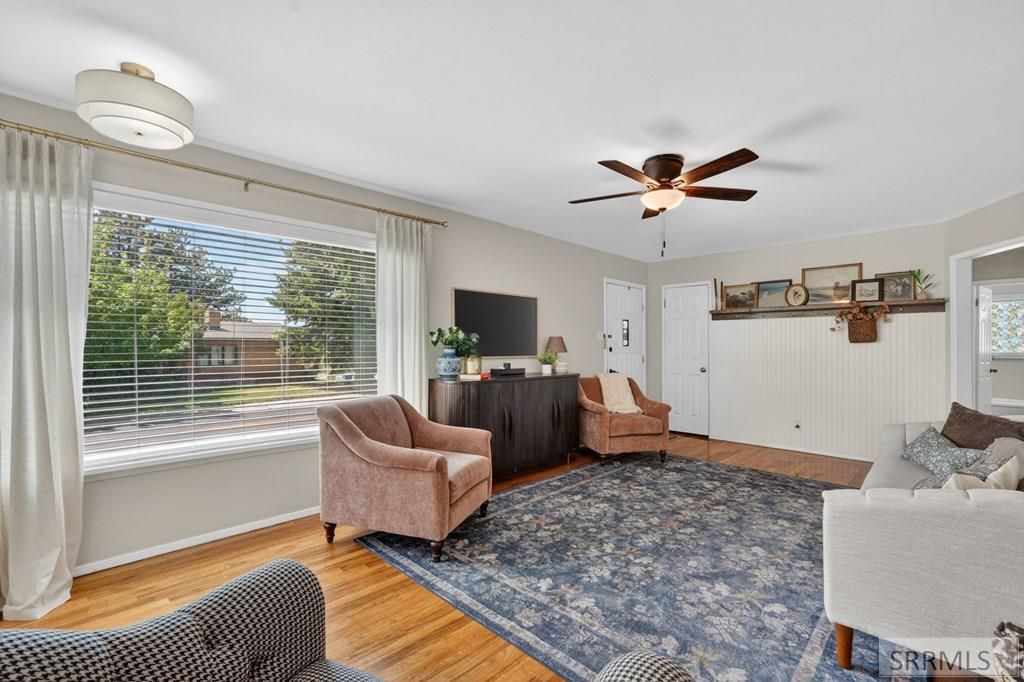 Image 5 of property listing at 6 Stanford Avenue, Pocatello, ID 83201