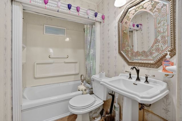 4706 Ric Dr, Midland, TX 79703