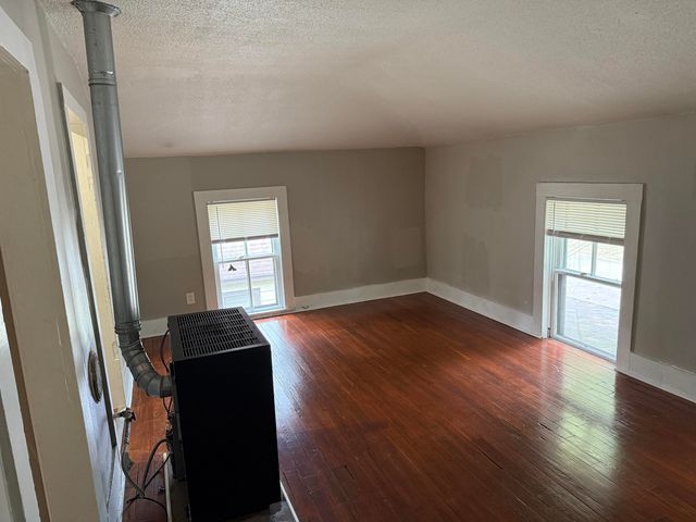 297 E Forest Avenue, Muskegon, MI 49442