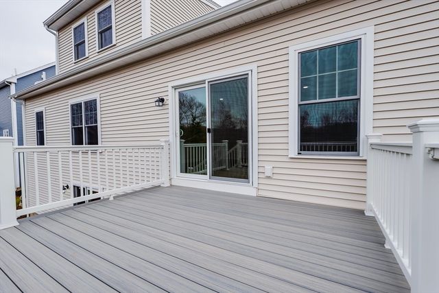 17 Strongwater Drive, Salem, MA 01970