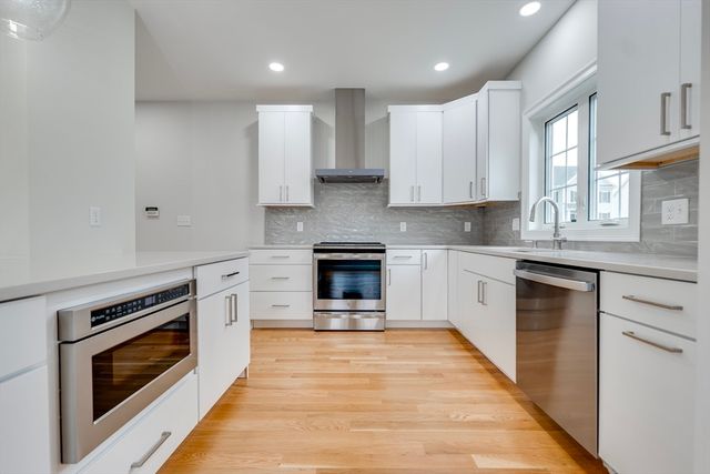 17 Strongwater Drive, Salem, MA 01970