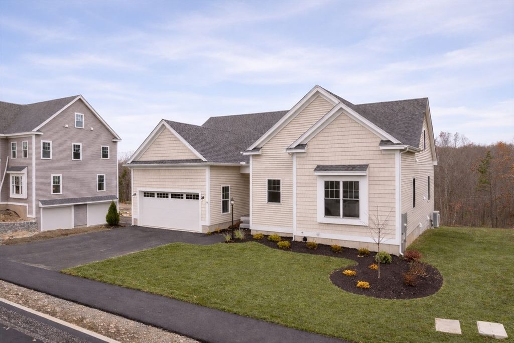 17 Strongwater Drive, Salem, MA 01970