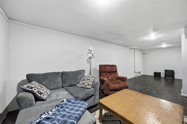 1024 Cheyenne Rd NW, Cedar Rapids, IA 52405