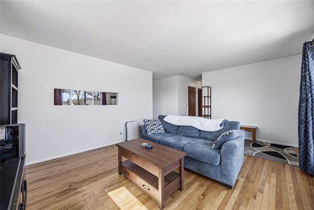 1024 Cheyenne Rd NW, Cedar Rapids, IA 52405