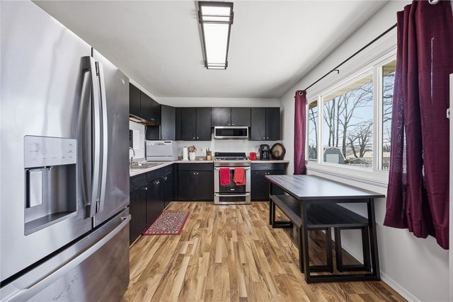 1024 Cheyenne Rd NW, Cedar Rapids, IA 52405