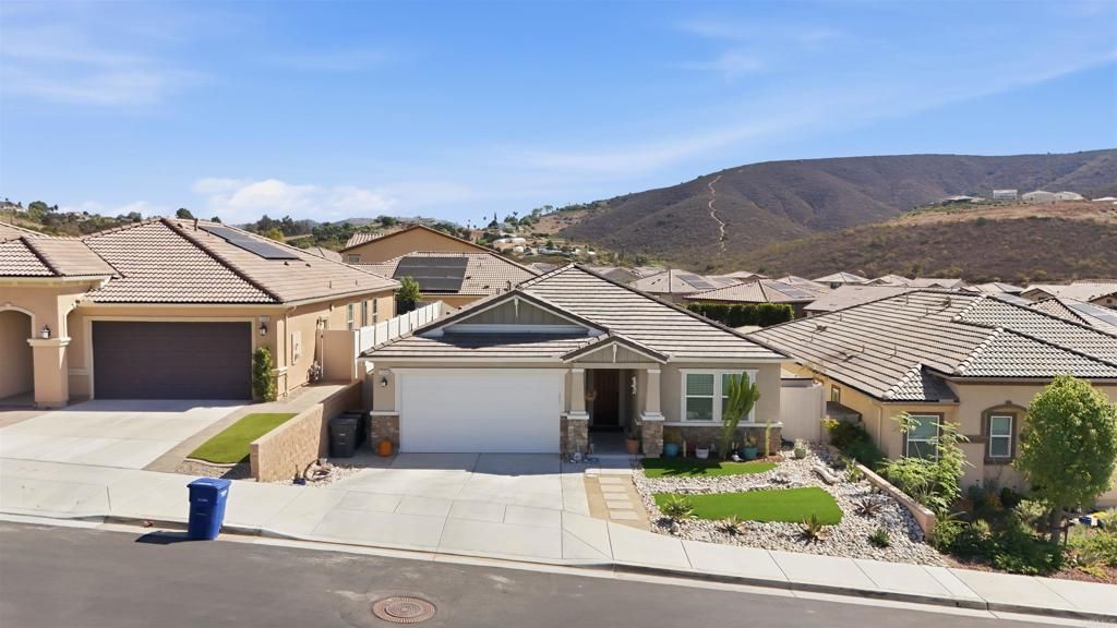 1354 Topanga, San Marcos, CA 92069 — photo 2