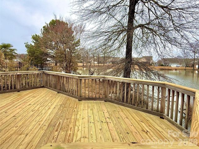 5227 Crystal Lakes Drive, Rock Hill, SC 29732