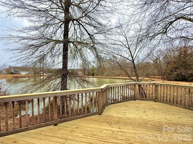 5227 Crystal Lakes Drive, Rock Hill, SC 29732