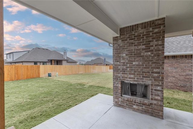 10305 SW 56th Street, Mustang, OK 73064
