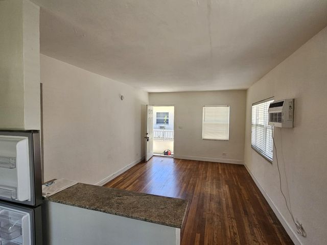 7950 Abbott Avenue 13, Miami Beach, FL 33141