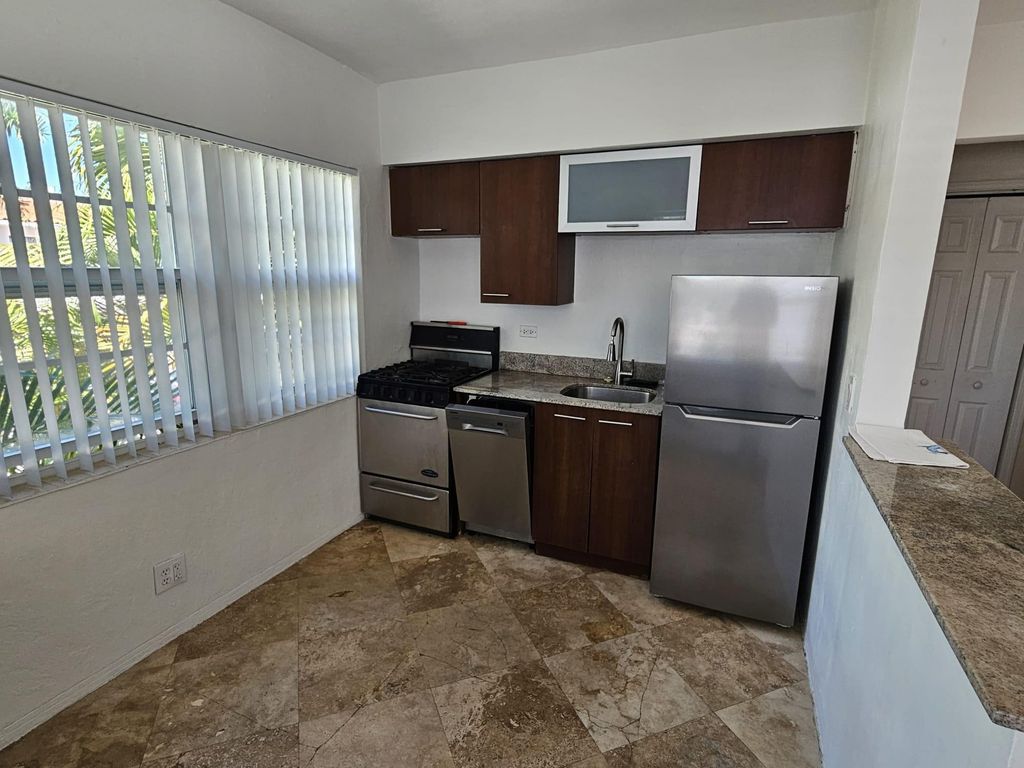 7950 Abbott Avenue 13, Miami Beach, FL 33141