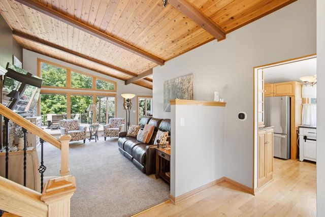 S77W20542 Hillendale DRIVE, Muskego, WI 53150
