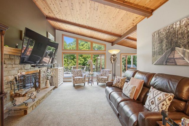 S77W20542 Hillendale DRIVE, Muskego, WI 53150