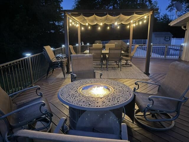 S77W20542 Hillendale DRIVE, Muskego, WI 53150