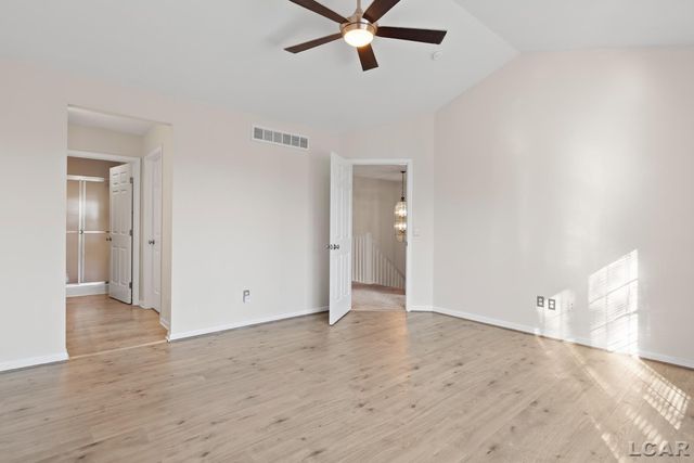 112 Burwyck Park Drive, Saline, MI 48176