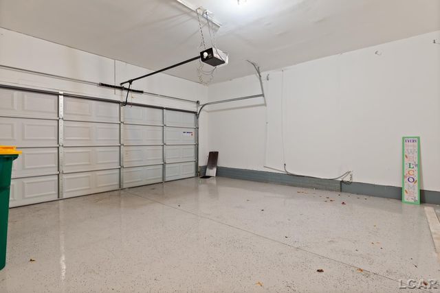 112 Burwyck Park Drive, Saline, MI 48176