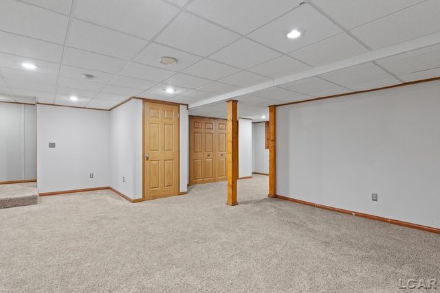 112 Burwyck Park Drive, Saline, MI 48176