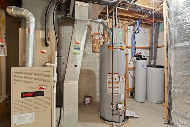 112 Burwyck Park Drive, Saline, MI 48176