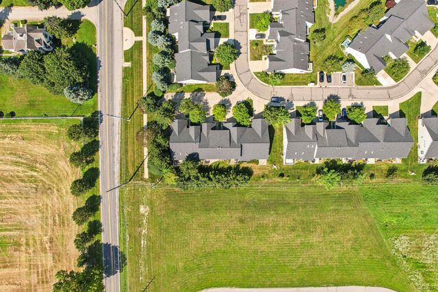 112 Burwyck Park Drive, Saline, MI 48176