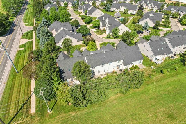 112 Burwyck Park Drive, Saline, MI 48176