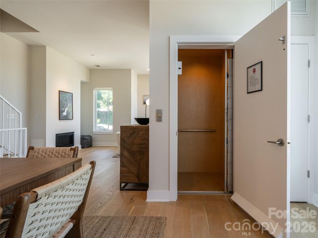 1 Bauhaus Court, Asheville, NC 28801