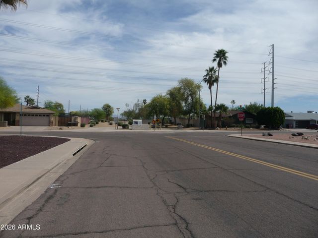 6538 E OAK Street, Scottsdale, AZ 85257