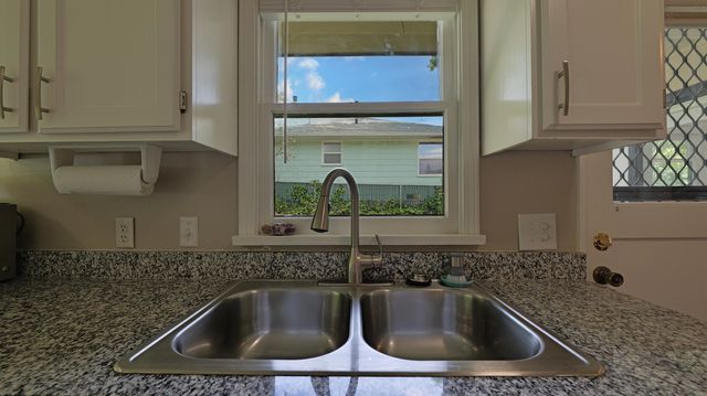 1141 NW Sunset Drive, Grants Pass, OR 97526