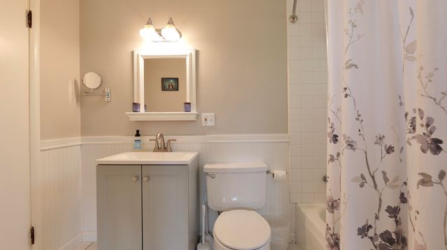 1141 NW Sunset Drive, Grants Pass, OR 97526