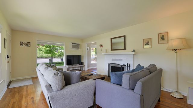 1141 NW Sunset Drive, Grants Pass, OR 97526