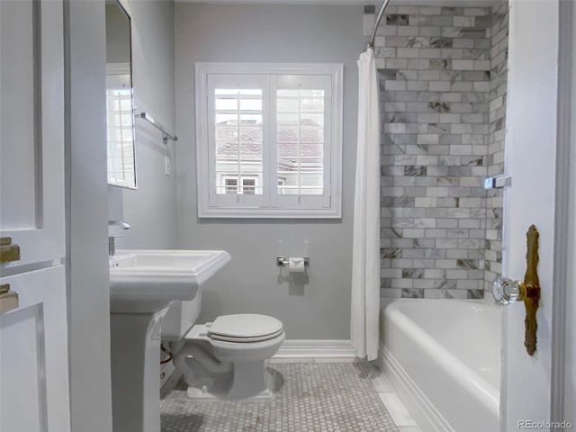 1025 S Josephine St, Denver, CO 80209