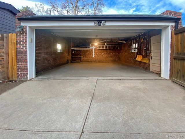 1025 S Josephine St, Denver, CO 80209