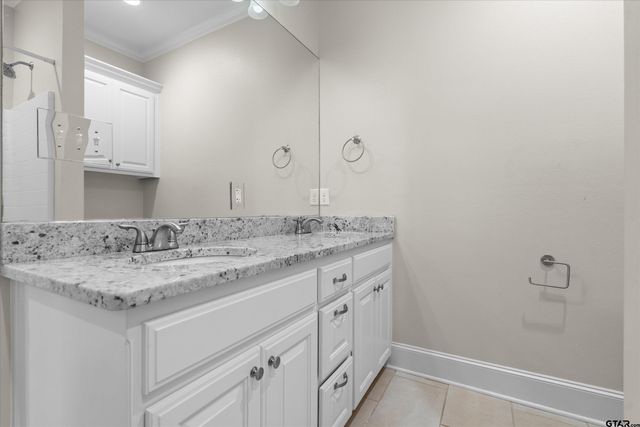 7356 Flat Rock Lane, Tyler, TX 75703