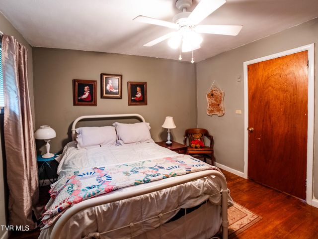 125 Cresswood Drive, Rogersville, TN 37857