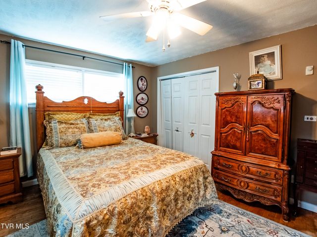 125 Cresswood Drive, Rogersville, TN 37857