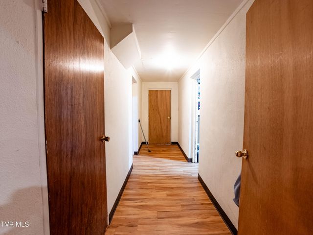 125 Cresswood Drive, Rogersville, TN 37857