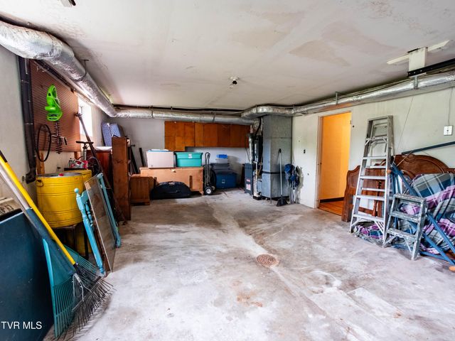 125 Cresswood Drive, Rogersville, TN 37857