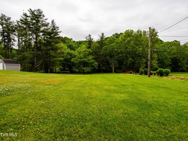 125 Cresswood Drive, Rogersville, TN 37857